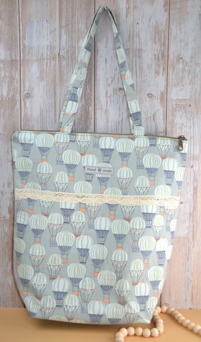 Hot Air Daydreams Tote – Zippered Bag with Lace Accent 
