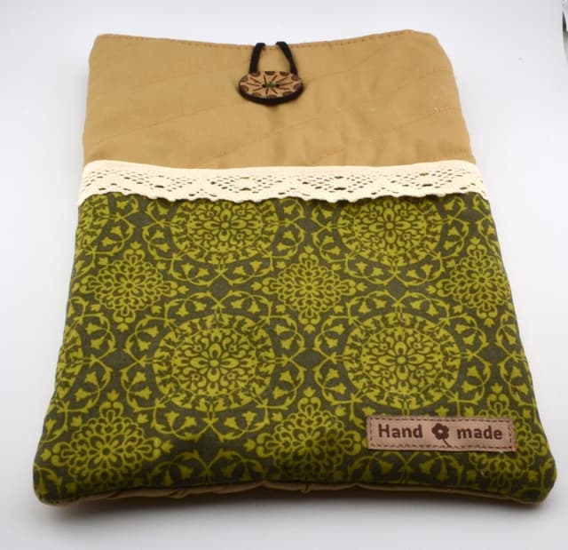 Olive Lace Quilted Tablet & Book Sleeve, Large
