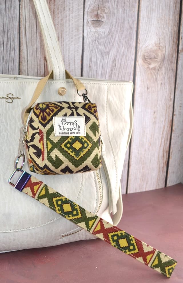 Geometric Charm 3” Multi-Way Wear Mini Coin Pouch with Clasp Strap & Wristlet Set 