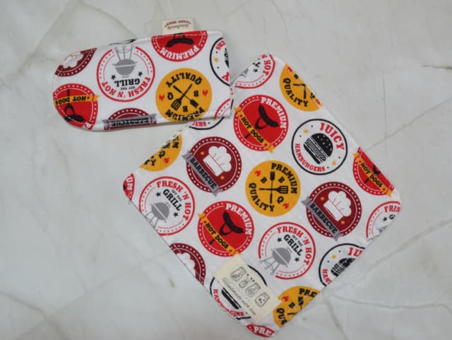 Heat & Grip – Cast Iron Pan Handle Holder and Jar Opener Set